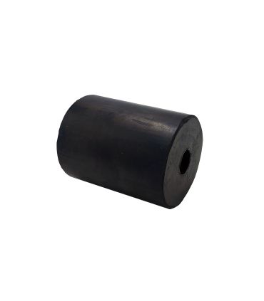 RODILLO DE CAUCHO CON CASQUILLO METALICO INTERIOR.